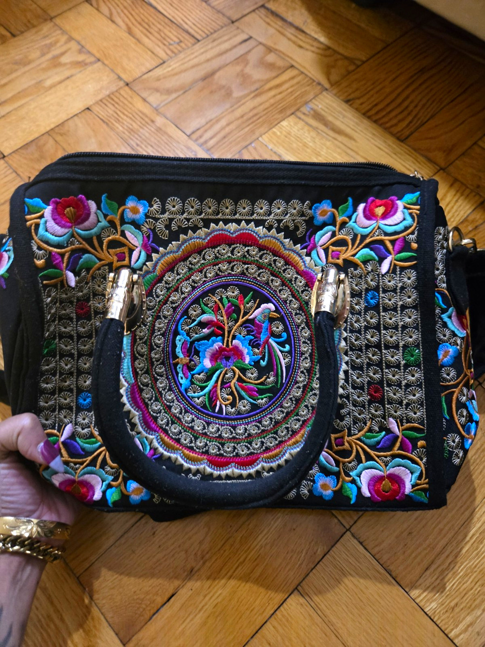 Womens Black Multicolor Floral Tribal Embroidered Top Handle Zip Crossbody